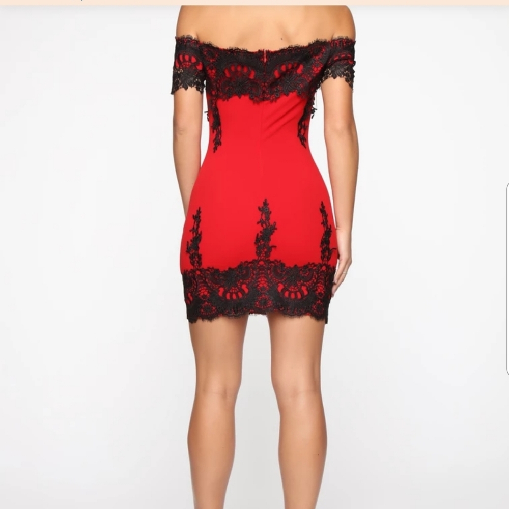 Dress - Picture 3 of 5